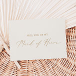 Delicate Gold | Cream Maid of Honor proposal Kaart<br><div class="desc">Dit delicate goud- en crèmevoorstel is perfect voor een moderne bruiloft. Het romantische minimalistische design is voorzien van een mooie en elegante gouden gouden champagne op een achtergrond van ivoorcrème met een schone en eenvoudige look. Pas de kaart aan met de naam van de bruid en het dienstmeisje. Pas de...</div>