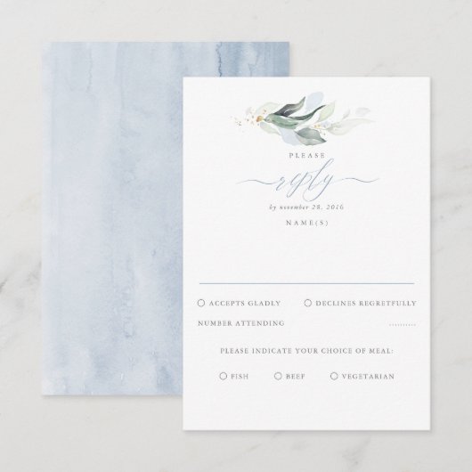 Delicate Greenery en Dusty Blue Wedding RSVP Kaartje (Voorkant / Achterkant)