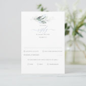 Delicate Greenery en Dusty Blue Wedding RSVP Kaartje (Staand voorkant)