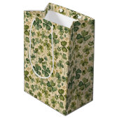 Delicate groene shamrocks naadloos medium cadeauzakje (Achterkant Gekanteld)