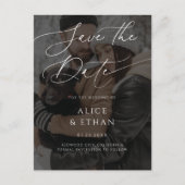 Delicate Kalligrafie Foto Bruiloft Save the Date Uitnodiging Briefkaart (Voorkant)