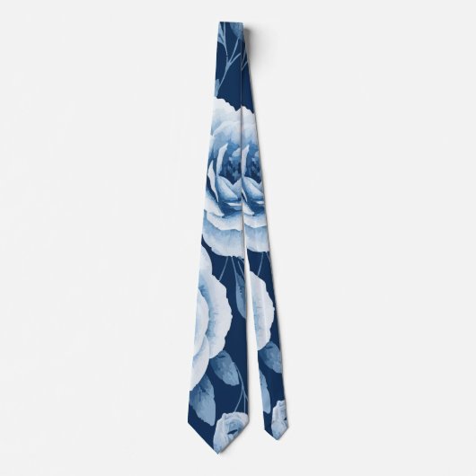 Delicate lichtblauwe bloemen op donkerblauw stropdas (Voorkant)
