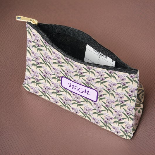 Delicate Paarse witte orchideeën op  crème Etui