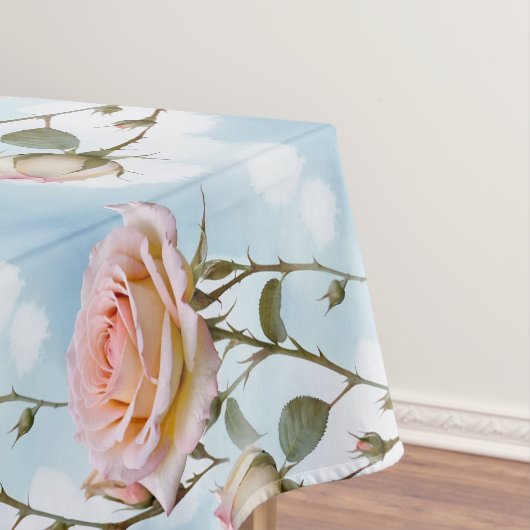 Delicate Pastel Kleur Rozen Op Een Gradiënt Lucht Tafelkleed (Voorbeeld)