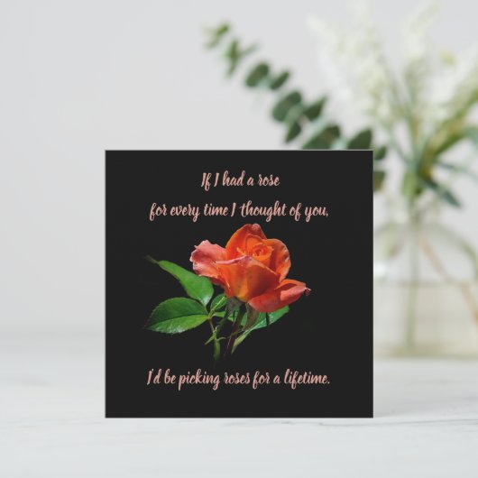 Delicate perzik Roos op zwarte Kaart (Staand voorkant)