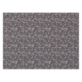 Delicate Pink Buds on Brown Branches Tafelkleed (Voorkant (Horizontaal))