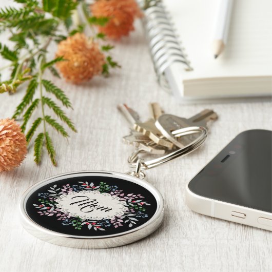 Delicate Pink Floral Wreath, Doily with Mam Sleutelhanger (Zijkant)