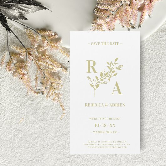 Delicate & Romantic Floral Wreath Wedding Initiale