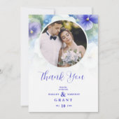 Delicate Romantische Klassieke Bloemen Blauwe tint Bedankkaart (Voorkant)