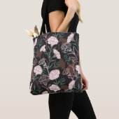 Delicate Roze Anjers met Groene Bladeren Bloemen Tote Bag (Dichtbij)