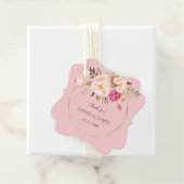 Delicate Roze Blush Bloemen Gouden Trouw Bedankjes Labels (In situ)