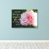 Delicate Roze Roos met Spreuk Canvas Afdruk (Insitu (Houten vloer))