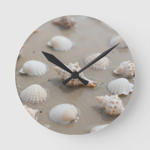 Delicate Schelpen Strand Sereniteit Ronde Klok