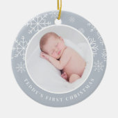 Delicate sneeuw | Eerste kerstfoto baby's Keramisch Ornament (Voorkant)
