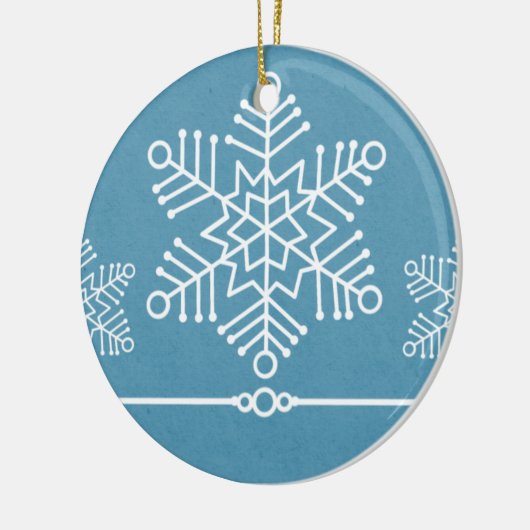 Delicate Snowflakes Round Ornament (Links)