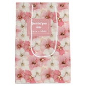 Delicate stoffige roze en gouden monogram cadeauta medium cadeauzakje (Achterkant)
