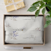 Delicate weide-wildbloemen op ivoorwit tissuepapier (Geschenk)