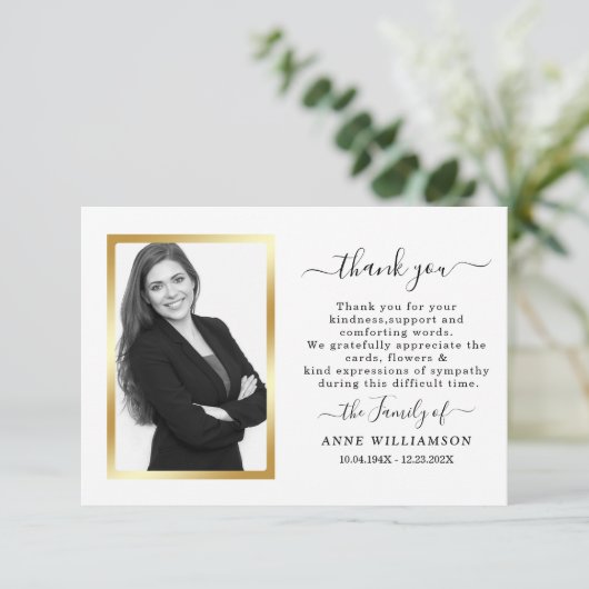 Delicate White Script Funeral Hartelijk dank Bedankkaart (Staand voorkant)