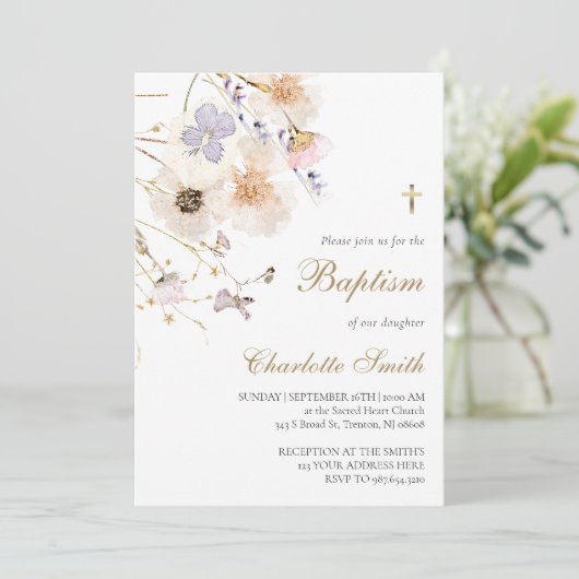 delicate wilde bloemen doop uitnodiging (Staand voorkant)