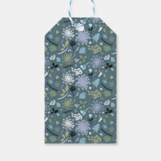 Delicate wilde bloemen in turquoise, groen en lila cadeaulabel