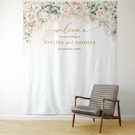 Delicate zachte pastel roze rozen bruiloft achterg wandkleed (In situ)