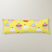 Delicious Decorated Birthday Cupcakes Body Pillow Lichaamskussen (Achterkant)