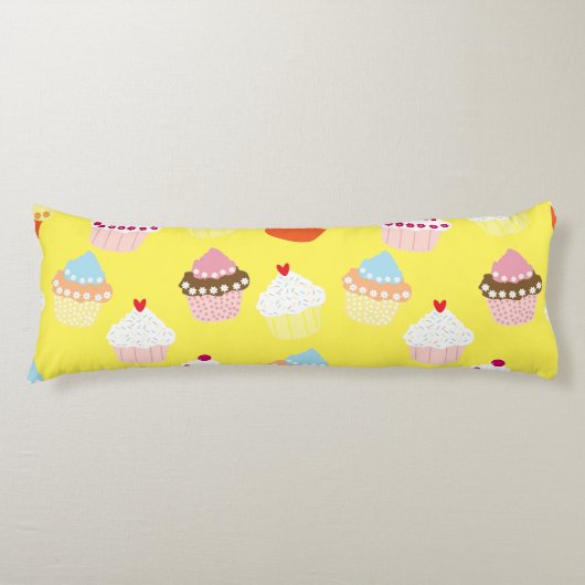 Delicious Decorated Birthday Cupcakes Body Pillow Lichaamskussen (Voorkant)