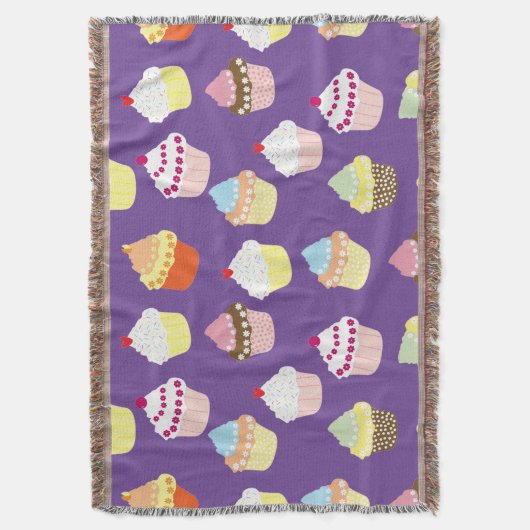 Delicious Decorated Birthday Cupcakes Deken (Voorkant Verticaal)