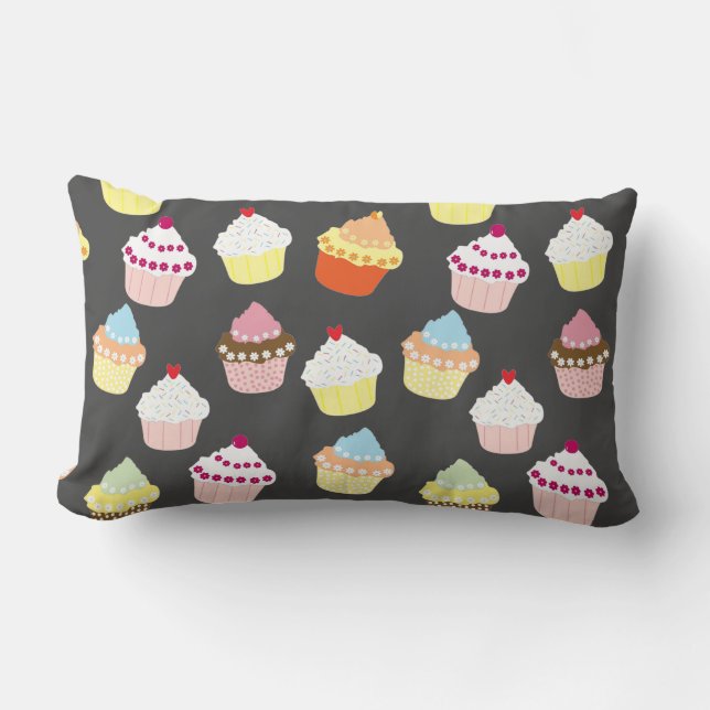 Delicious Decorated Birthday Cupcakes Lumbar Pillo Kussen (Voorkant)