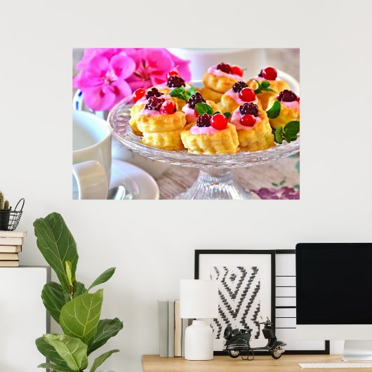 Delicious Red Berries Cake Puff Pastry Dessert Poster (Thuiskantoor)