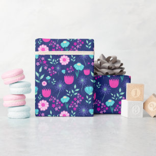 Delige Bloemen en Botanische Details Cadeaupapier