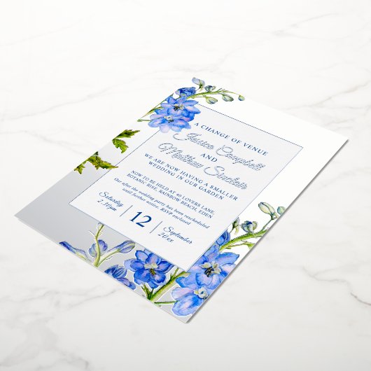Delphinium blauwe bloemen verandering van huwelijk folie uitnodiging (Gedraaid)