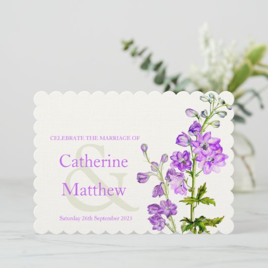 Delphinium paarse waterverf bruiloft uitnodiging (Staand voorkant)