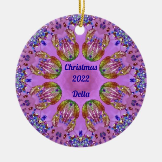 DELTA ~ CHRISTMAS Red Green Blue roze 2022 ~ Keramisch Ornament (Voorkant)