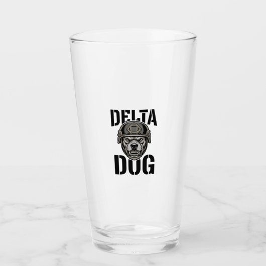 Delta Dog Bulldog Helm Houtgravure Ontwerp_ Glas (Voorkant)