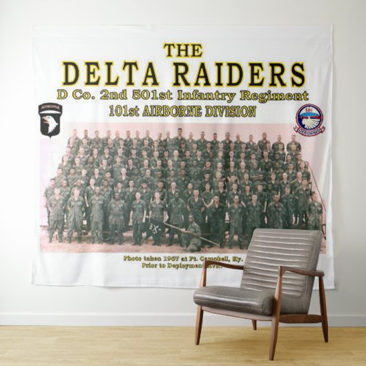DELTA RAIDERS GROEPSFOTO in Ft. CAMPBELL, KY. Wandkleed (In Situ (horizontaal))