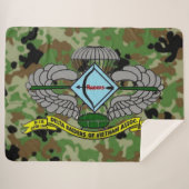 DELTA-RAIDERS SHERPA DEKEN (Voorkant (horizontaal))