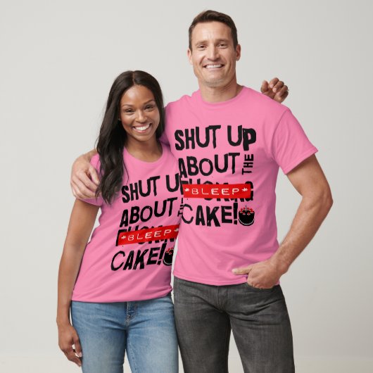DELUX sluit over de zwarte tekst van de cake T-shirt (Unisex)