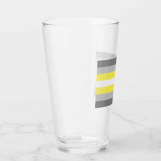 Demigender trots glas (Rechts)