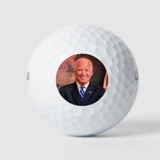 Democraat Joe Biden - 46e President VS Golfballen (Voorkant)