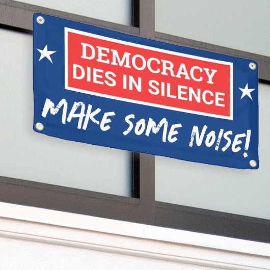 Democratie sterft in stilte spandoek (Buitenkant Gebouw)