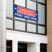 Democratie sterft in stilte spandoek (Buitenkant Gebouw)
