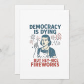 Democratie sterft maar hé mooie vuurwerk feestdagenkaart (Voorkant / Achterkant)