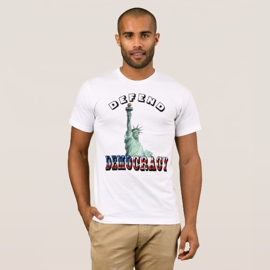 DEMOCRATIE VERDEDIGEN T-SHIRT (Voorkant volledig)
