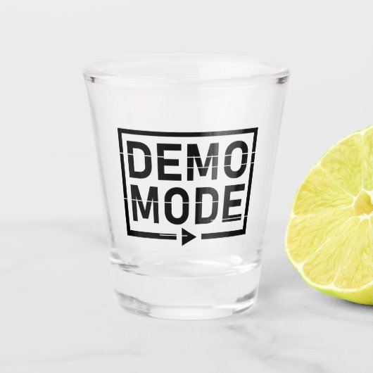 Demomodus Audio V1 Shot Glas (Voorkant)
