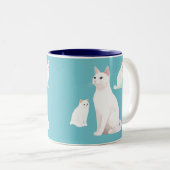Demure Cats Tweekleurige Koffiemok (Voorkant rechts)
