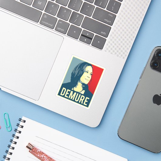 Demure en Mindful Kamala Harris Sticker (Laptop met iPhone)