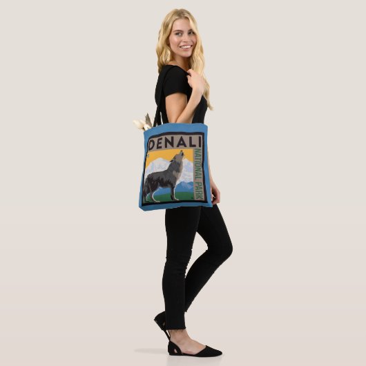 Denali National Park | Howling Wolf Tote Bag (Op model)