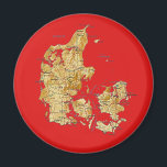 Denemarken Kaart Magneet<br><div class="desc">Het ontwerp op deze magneet is voorzien van een kaart van Denemarken met een vlag-kleur achtergrond. Voeg een beetje Deense smaak toe aan uw huis.</div>