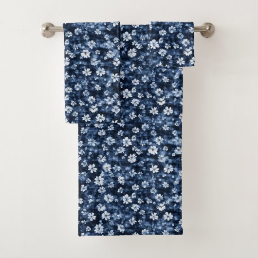 Denim Blauwe Bloemen Bad Handdoek (Insitu)